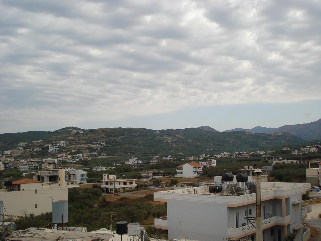Pyrgos Kissamos Lägenhet Exteriör bild
